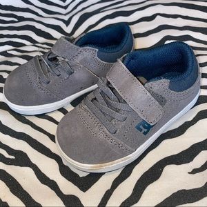 BNWOT DC toddler shoes